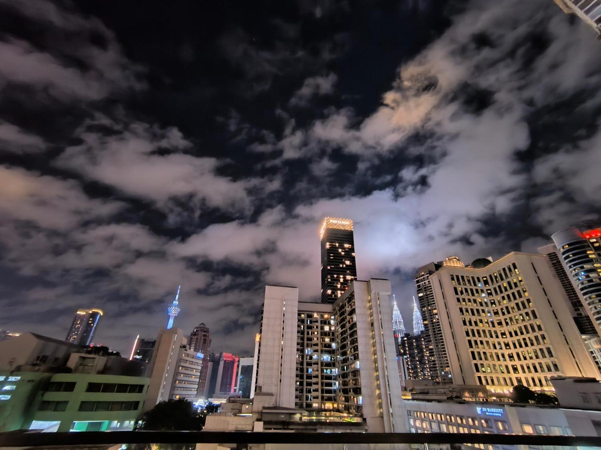 Axon Apartment Bukit Bintang At Kl Kuala Lumpur Bagian luar foto